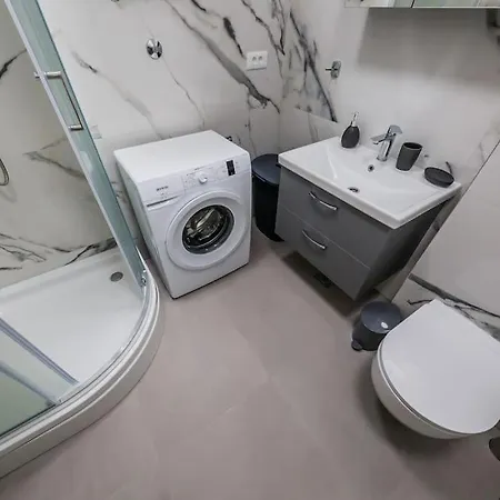 Andela A2 Каштела