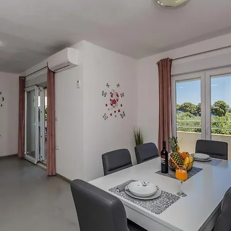 Διαμέρισμα Andela A2 Kaštela