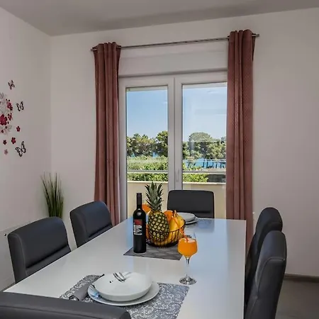 Διαμέρισμα Andela A2