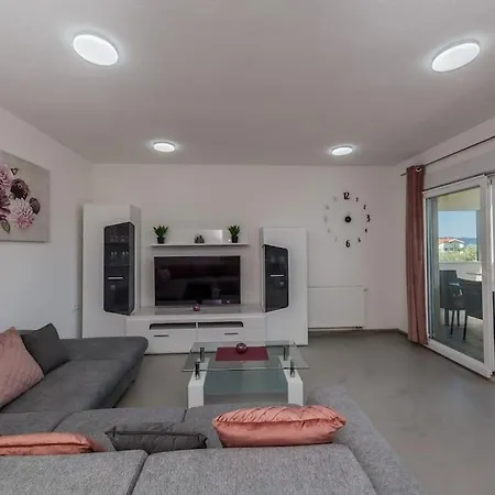 Apartment Andela A2 *